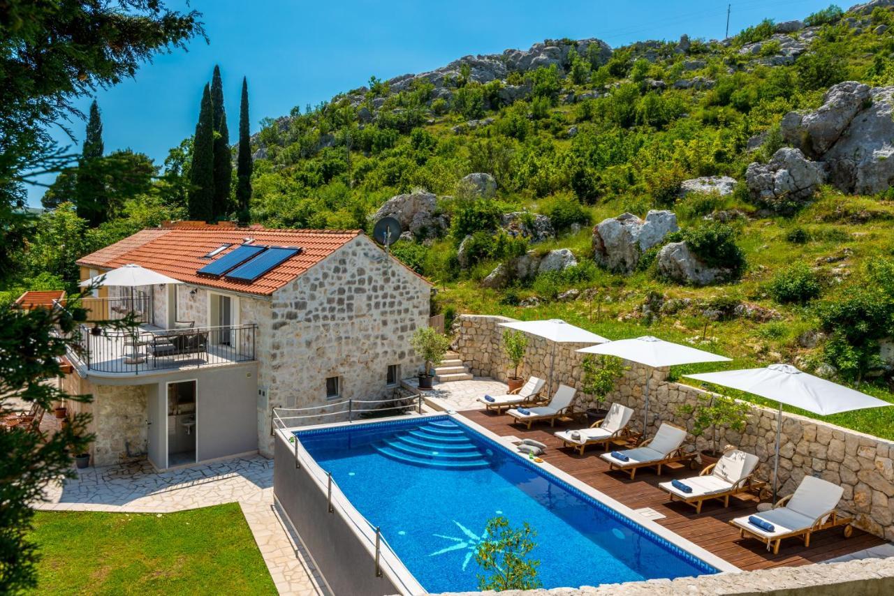 Villa Ane Celopeci ภายนอก รูปภาพ