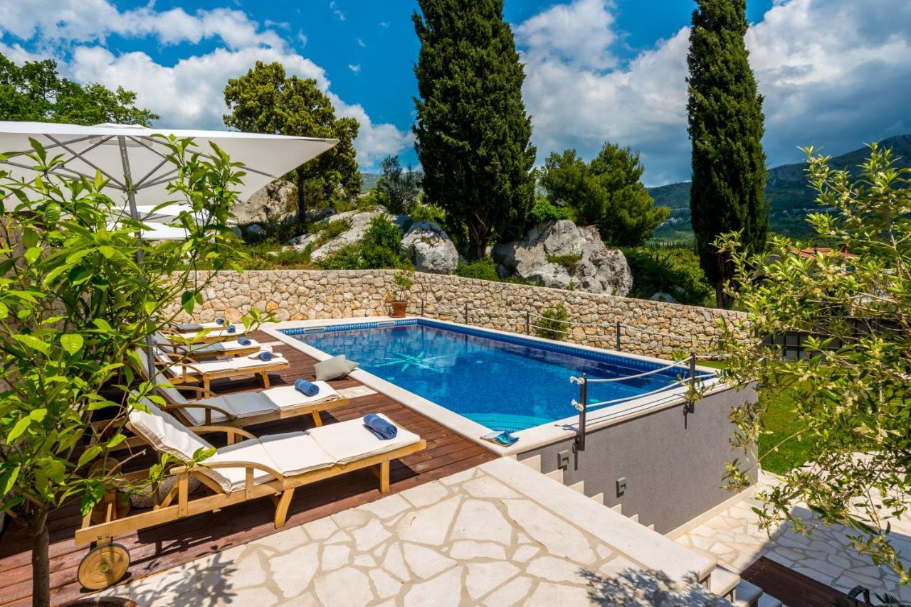 Villa Ane Celopeci ภายนอก รูปภาพ